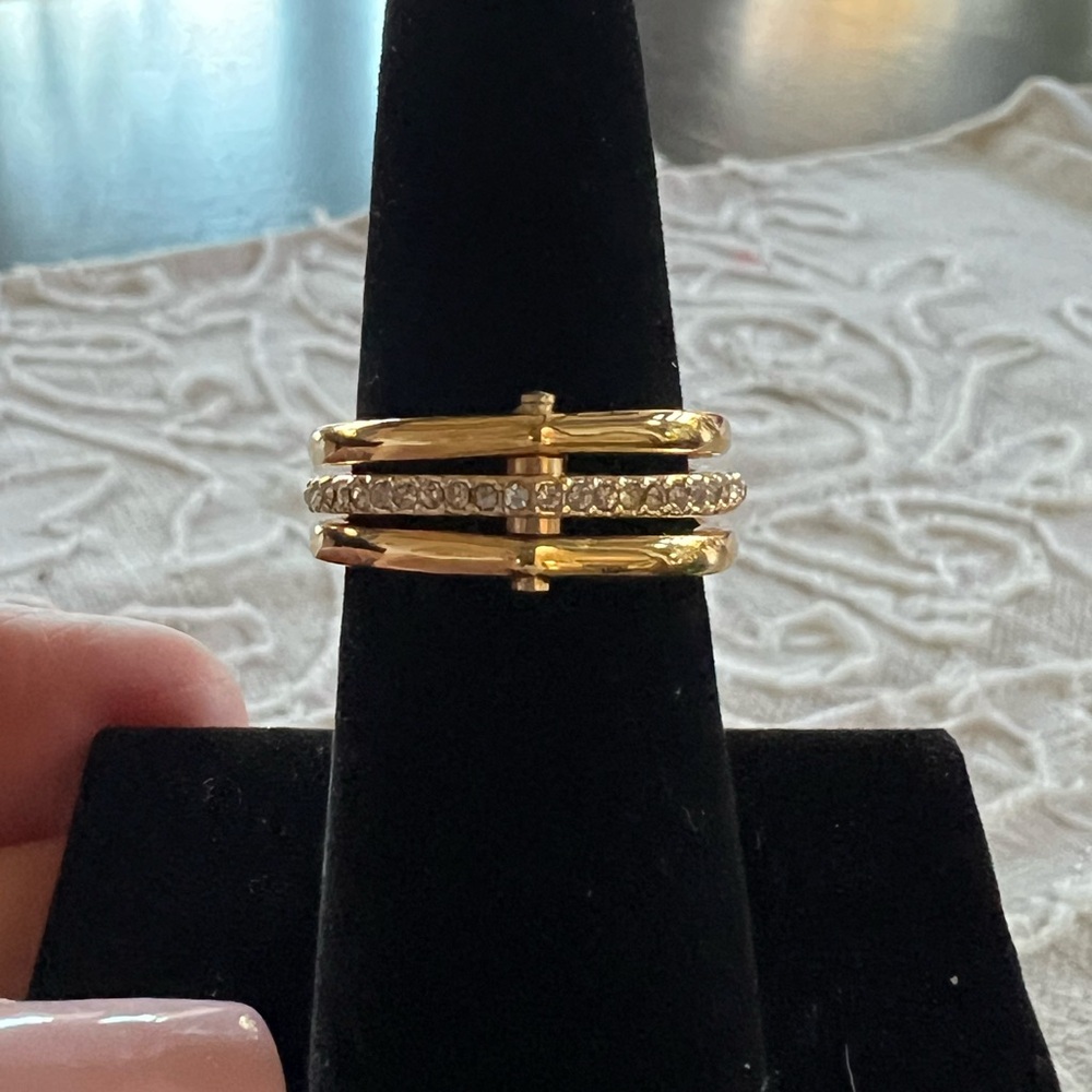 Tory Burch Stackable Gold Charm Ring Set Size 7 - image 4